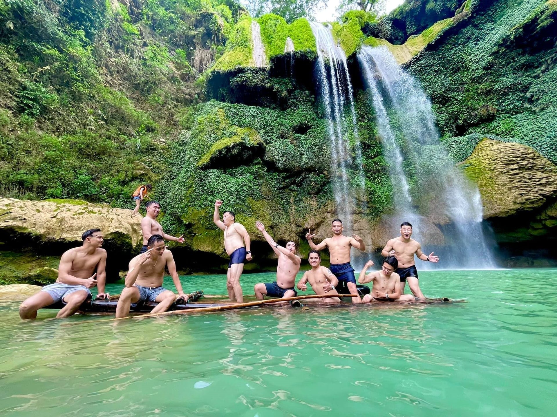 Tour trọn gói: Nghệ An - Mộc Châu - Rừng Thông Bản Áng - Nghệ An 3 ngày 2 đêm