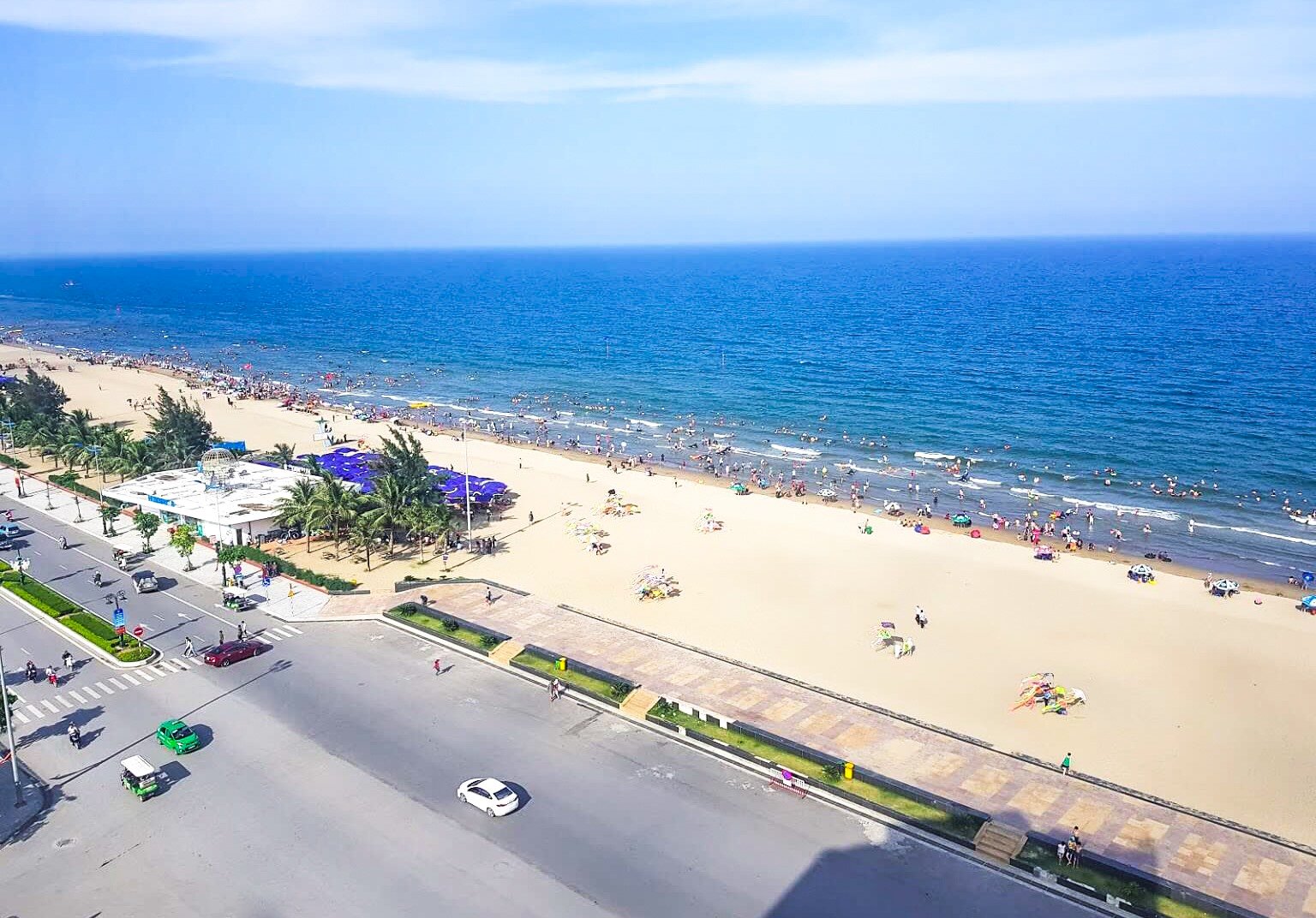 TOUR DU LỊCH HÀ NỘI - SẦM SƠN 3 NGÀY 2 ĐÊM: BIỂN XANH CÁT VÀNG, NGHỈ DƯỠNG ĐẲNG CẤP