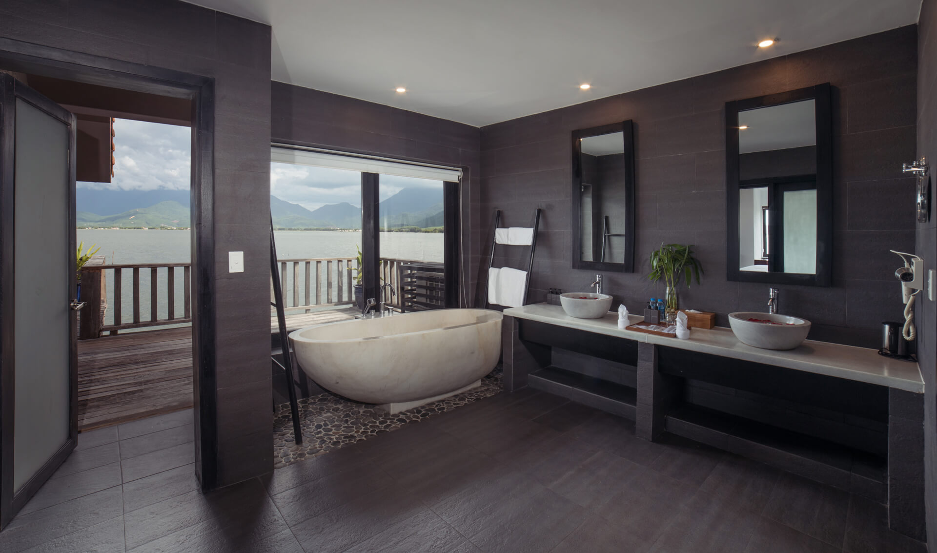Vedana Lagoon Resort & Spa Huế( Cập nhật giá 2025)