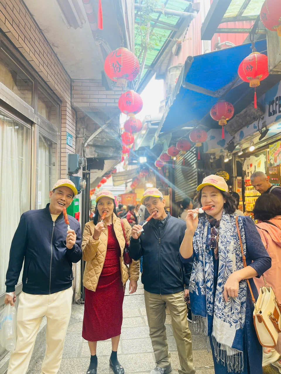 HÀ NỘI - CAO HÙNG - ĐÀI TRUNG - ĐÀI BẮC – HÀ NỘI ( TOUR HOT 2025)