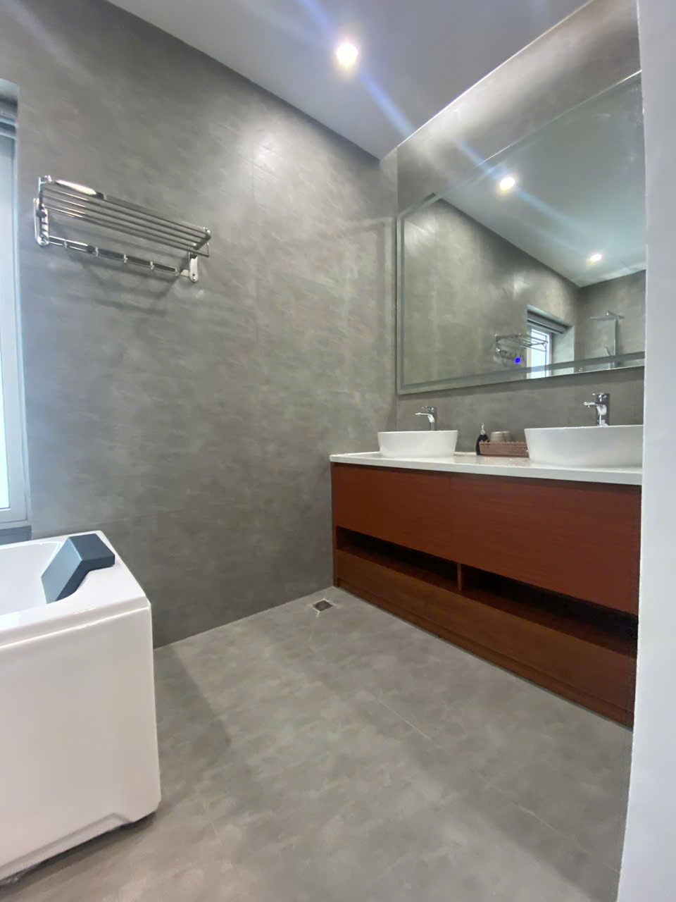 Cho thuê Villa 2 phòng ngủ Hoa Tiên Paradise Xuân Thành Hà Tĩnh