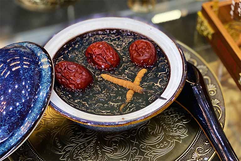 Huyết Yến Đông Trùng: Tinh Hoa Chứa Dinh Dưỡng Cao