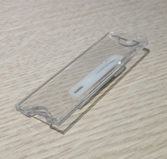 KẸP BẢNG TÊN MICA 65X30 MM (CÁI)