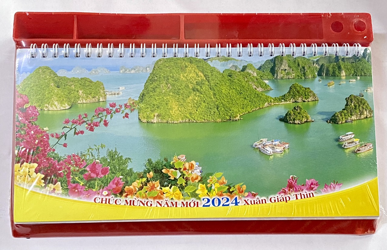 LỊCH BÀN ĐẾ NHỰA (TẤM)