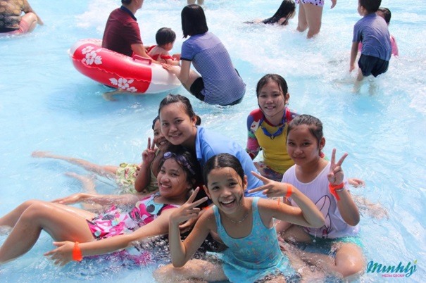 Buổi xuất du ở Công Viên Văn Hóa Đầm Sen