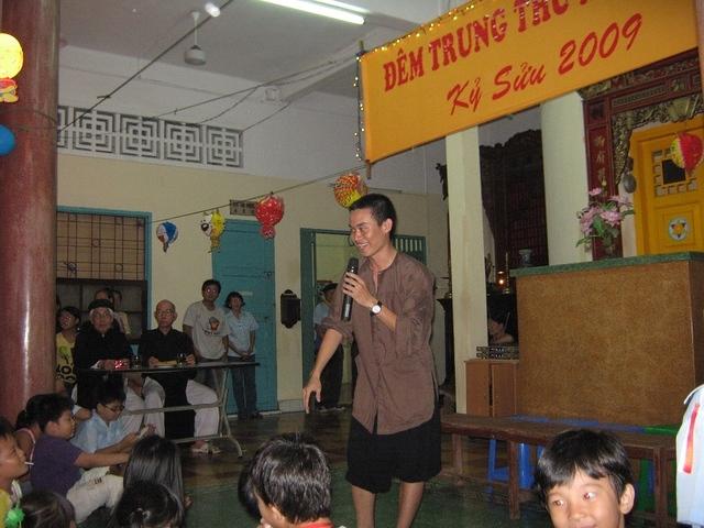 Rước Đèn Tháng 8 - Đêm Trung Thu Minh Lý 2009