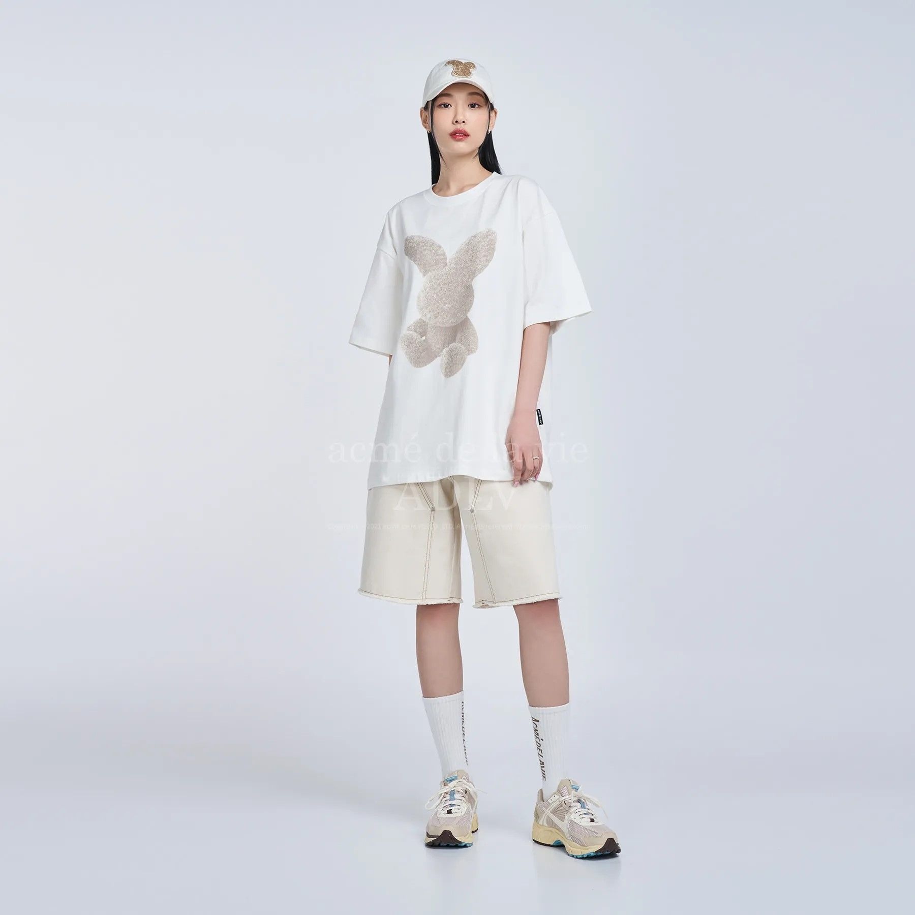 1865 - Áo ADLV Fuzzy Rabbit Trắng ADLV-23SS-SSBKZR-CRM Acmé de la vie [HÀNG CHÍNH HÃNG]