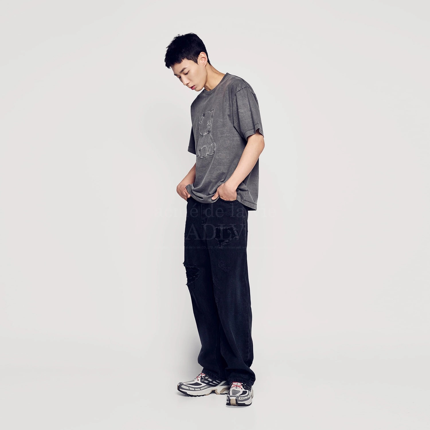 955 -  Áo ADLV Bear Applique Pigment Washing SS2024 - Xám Than Chì - Code ADLV-24SS-SSABAQ-CHA [HÀNG CHÍNH HÃNG]