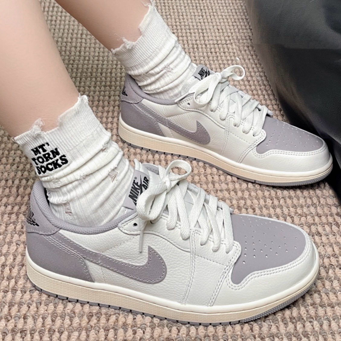 834 -  Giày Nike Air Jordan 1 Retro Atmosphere Grey CZ0790 101 [HÀNG CHÍNH HÃNG]