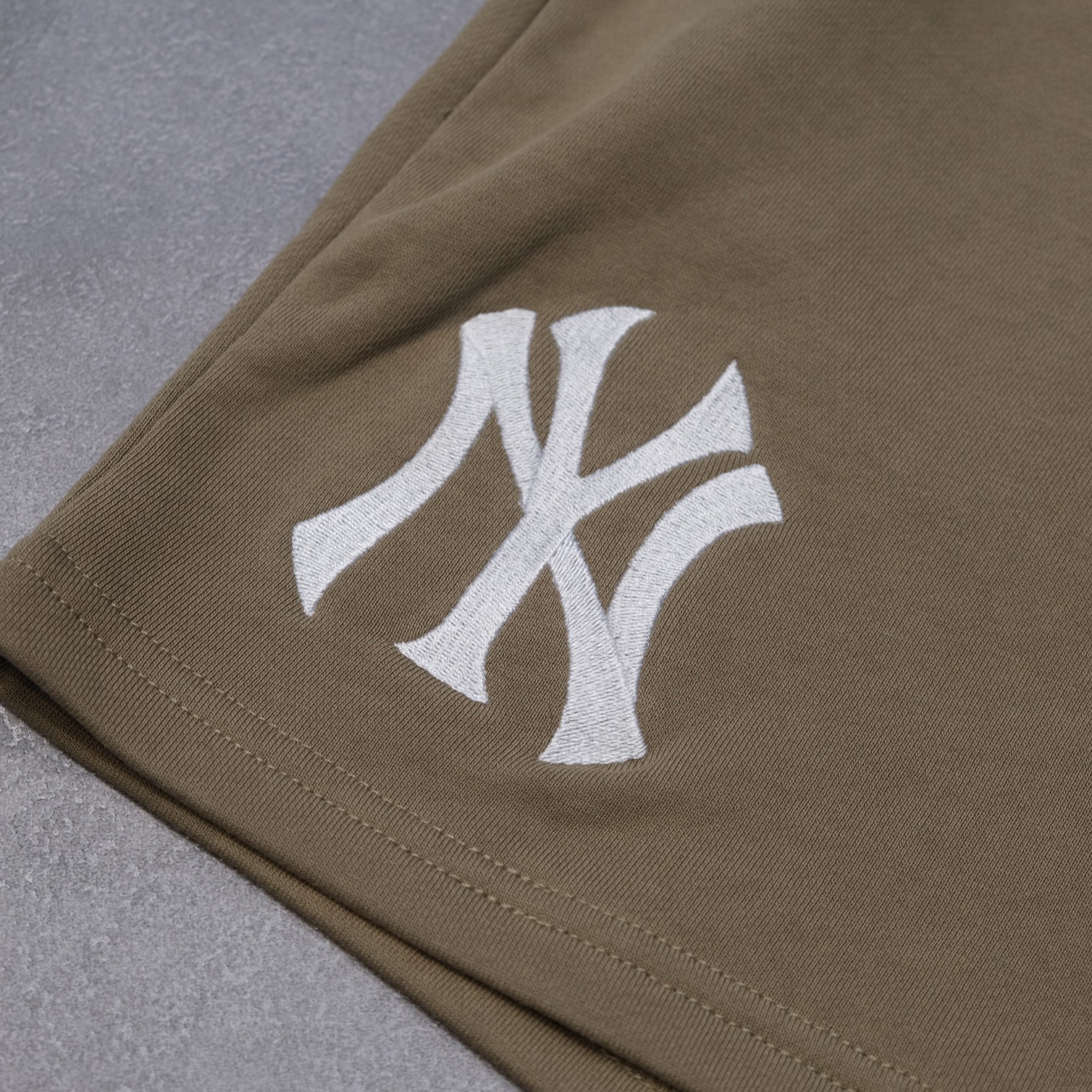383 -  Quần Short New Era - NY - Xanh Moss - Code 13774829 [HÀNG CHÍNH HÃNG]