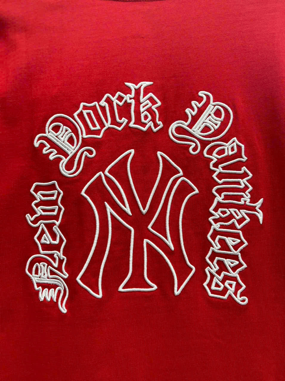 2152 - Áo New Era NY New York Yankee Gothic Font Đỏ [HÀNG CHÍNH HÃNG]
