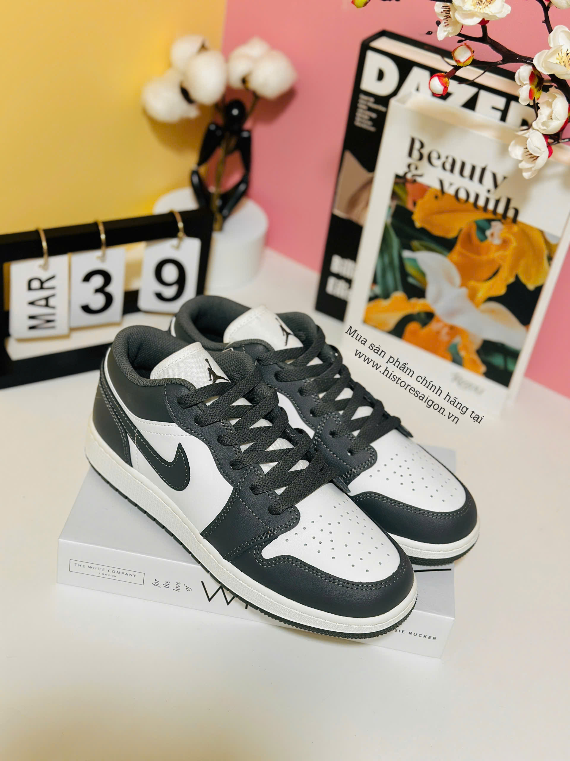 2033 - Giày Nike Air Jordan 1 Low ‘Grey White’ 553558-044 [HÀNG CHÍNH HÃNG]