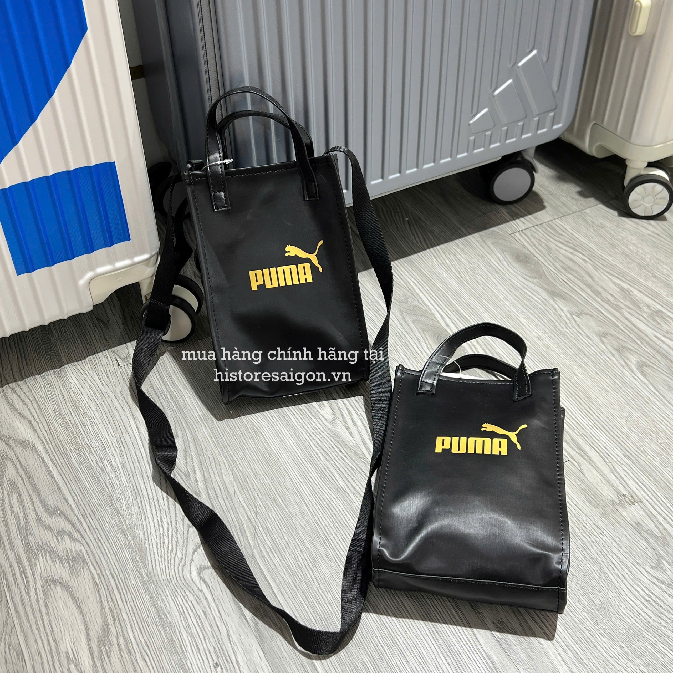 2563 - Túi Puma Mini Tote Đen chữ Vàng [HÀNG CHÍNH HÃNG]