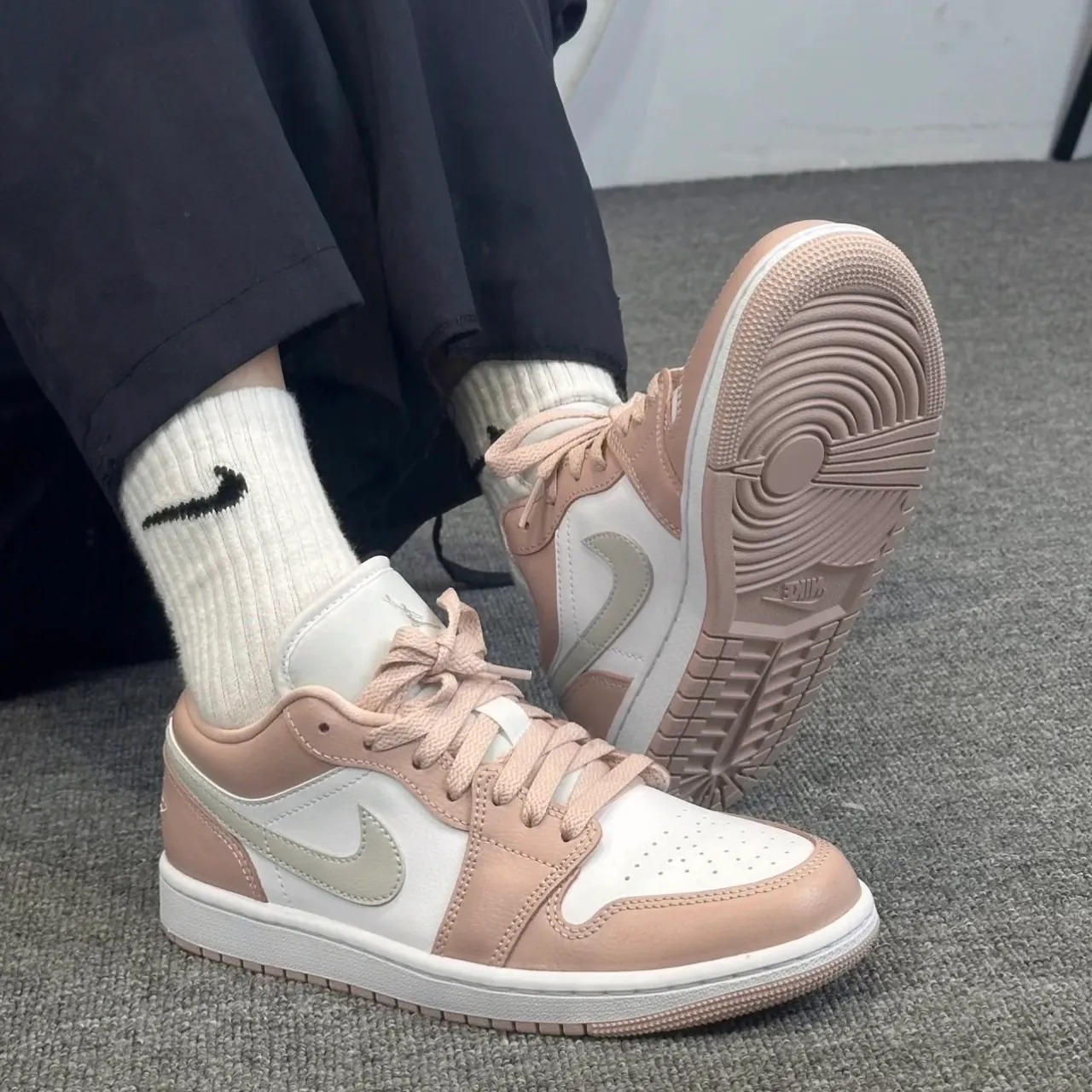 795 -  Giày Air Jordan 1 Low Crimson Tint DC0774 120  [HÀNG CHÍNH HÃNG]