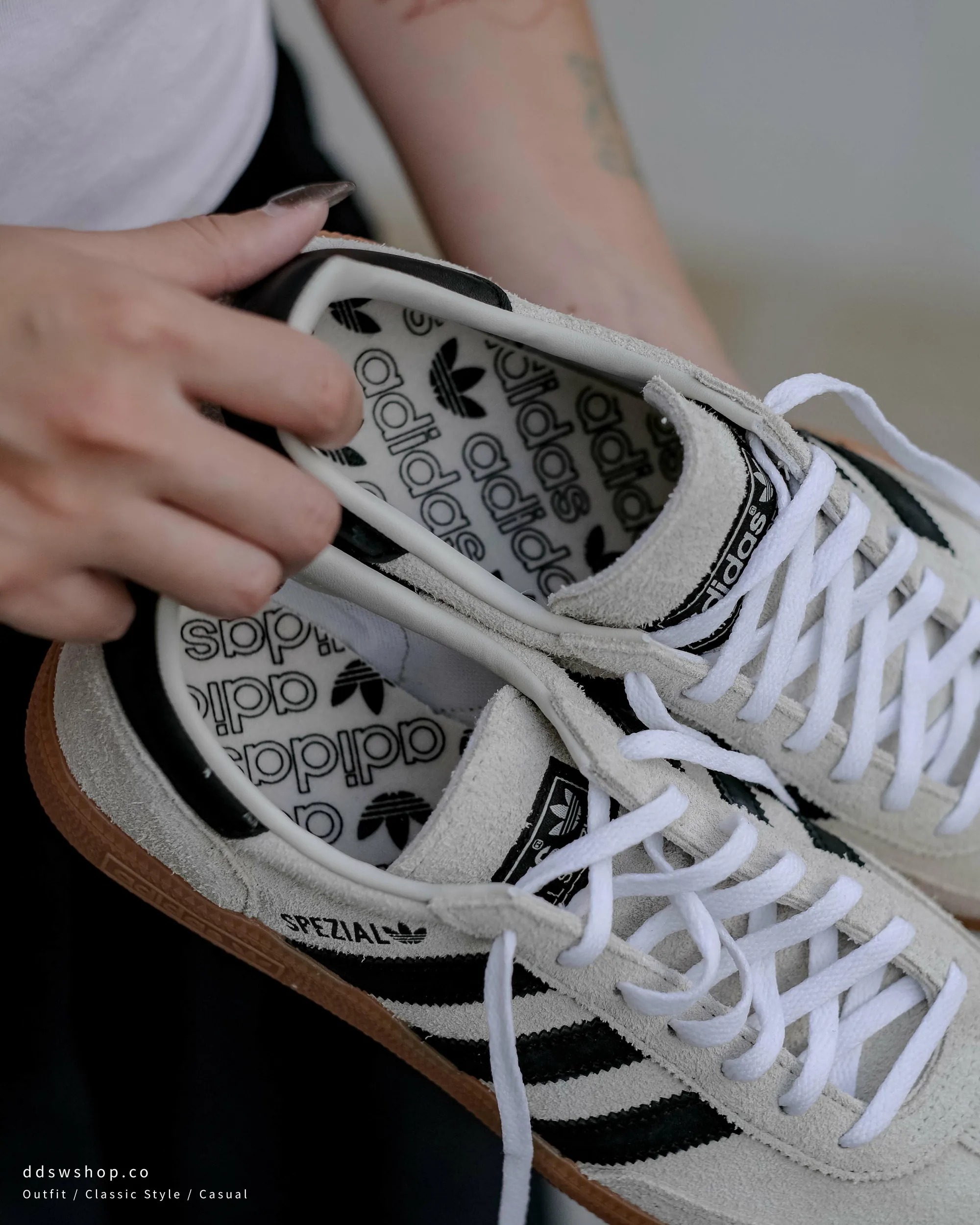 2584 - Giày Adidas Handball Spezial W Aluminium IF6562 [HÀNG CHÍNH HÃNG]