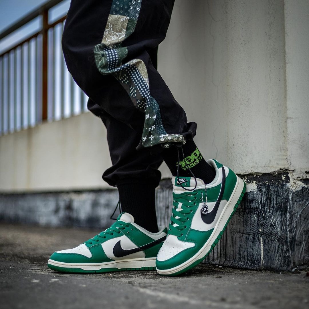 325 -  Giày Nike Dunk Low SE Lottery "Pale Ivory/Malachite" - DR9654-100 [HÀNG CHÍNH HÃNG]