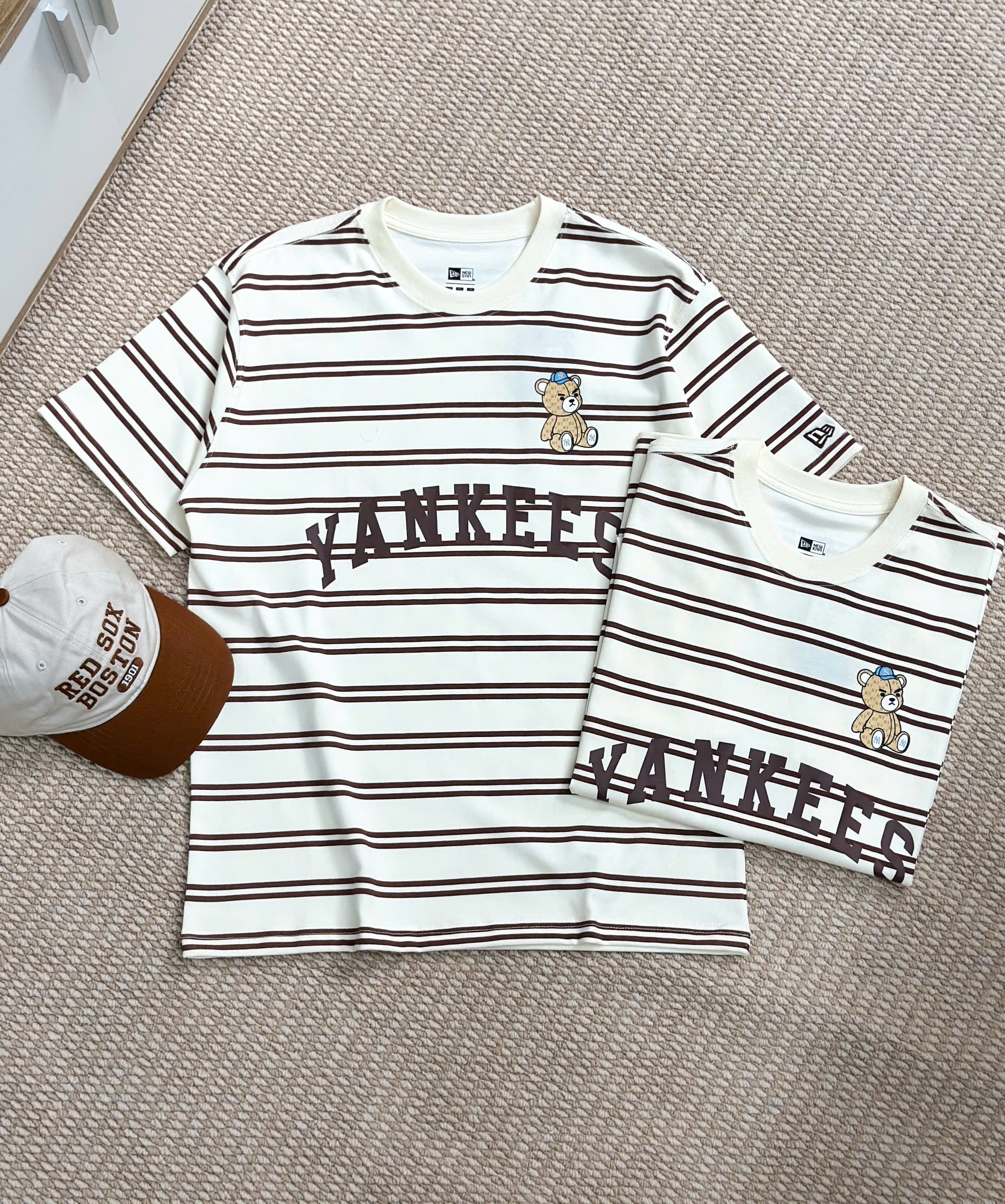 2250 - Áo New Era Yankee Gấu Trắng Kem Sọc Nâu [HÀNG CHÍNH HÃNG]