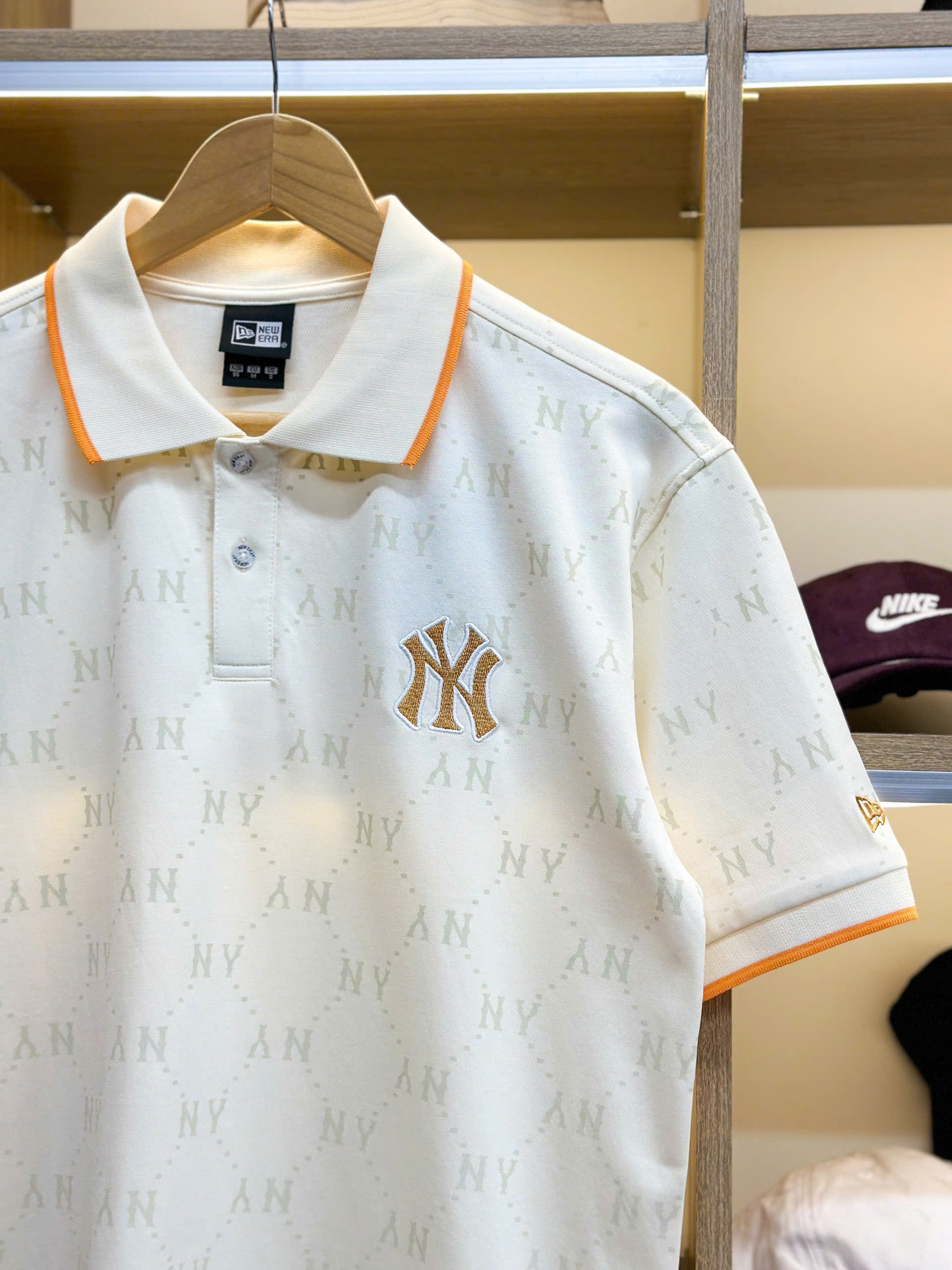 2231 - Áo Polo New Era NY Mono Beige Vàng [HÀNG CHÍNH HÃNG]