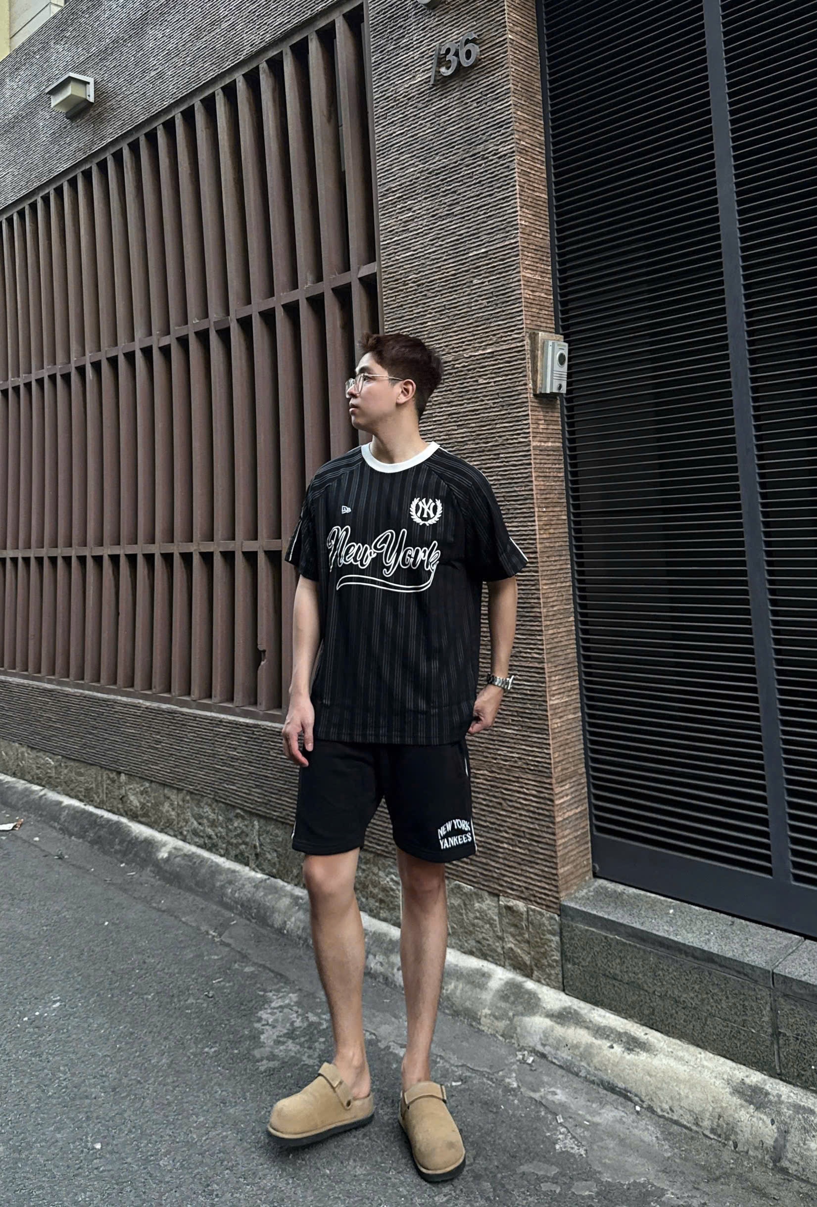 2681 - Áo New Era New York Yankee NY Jersey Đen Sọc [HÀNG CHÍNH HÃNG]