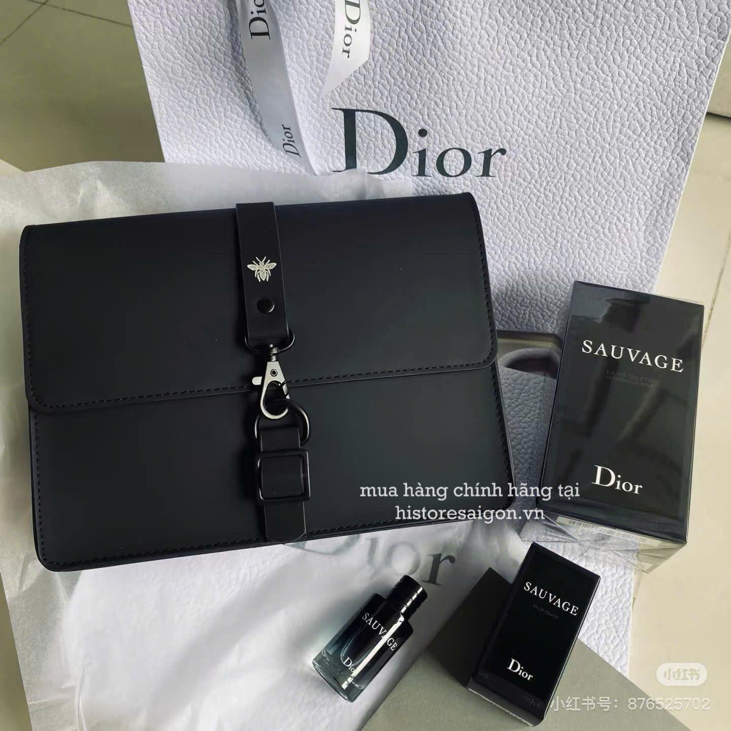 2201 - Túi Dior Gift Beauty Bee Clutch Pouch (Gift Hãng Tặng Khách) [HÀNG CHÍNH HÃNG]