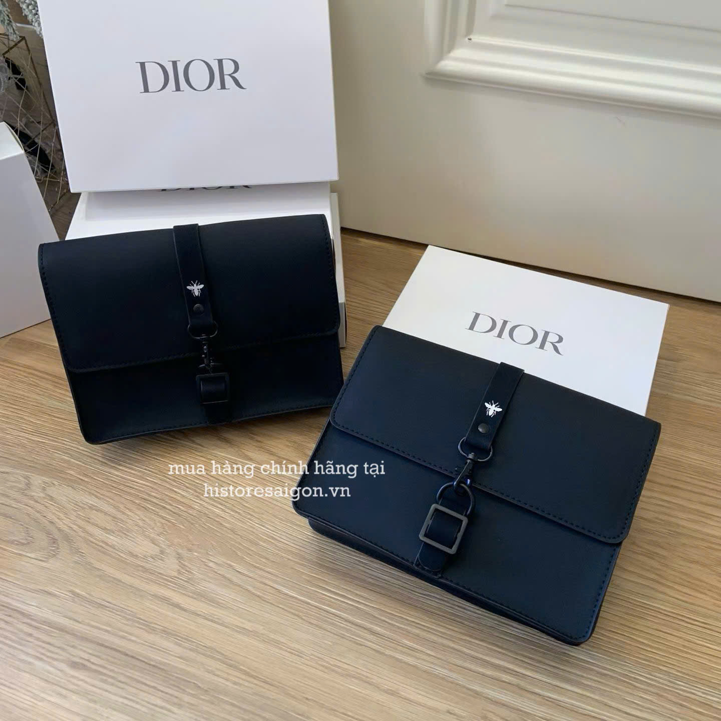 2201 - Túi Dior Gift Beauty Bee Clutch Pouch (Gift Hãng Tặng Khách) [HÀNG CHÍNH HÃNG]