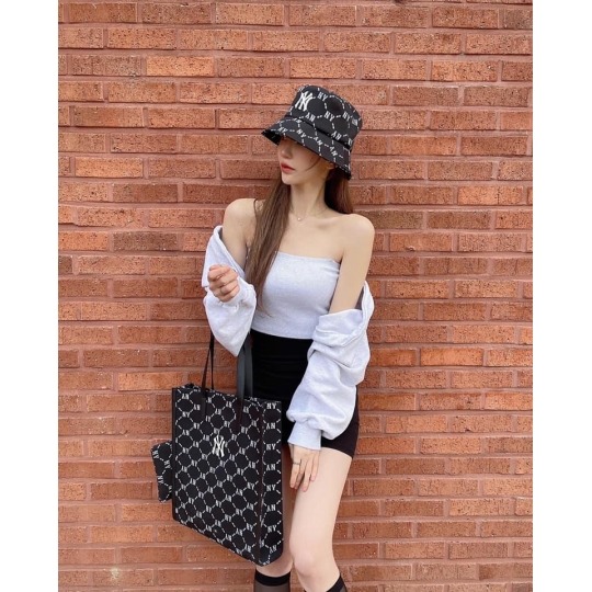 744 -  Túi MLB Tote Mono Diamond Jackquard NY Black - Đen - Code 3AORM012N 50BKS [HÀNG CHÍNH HÃNG]