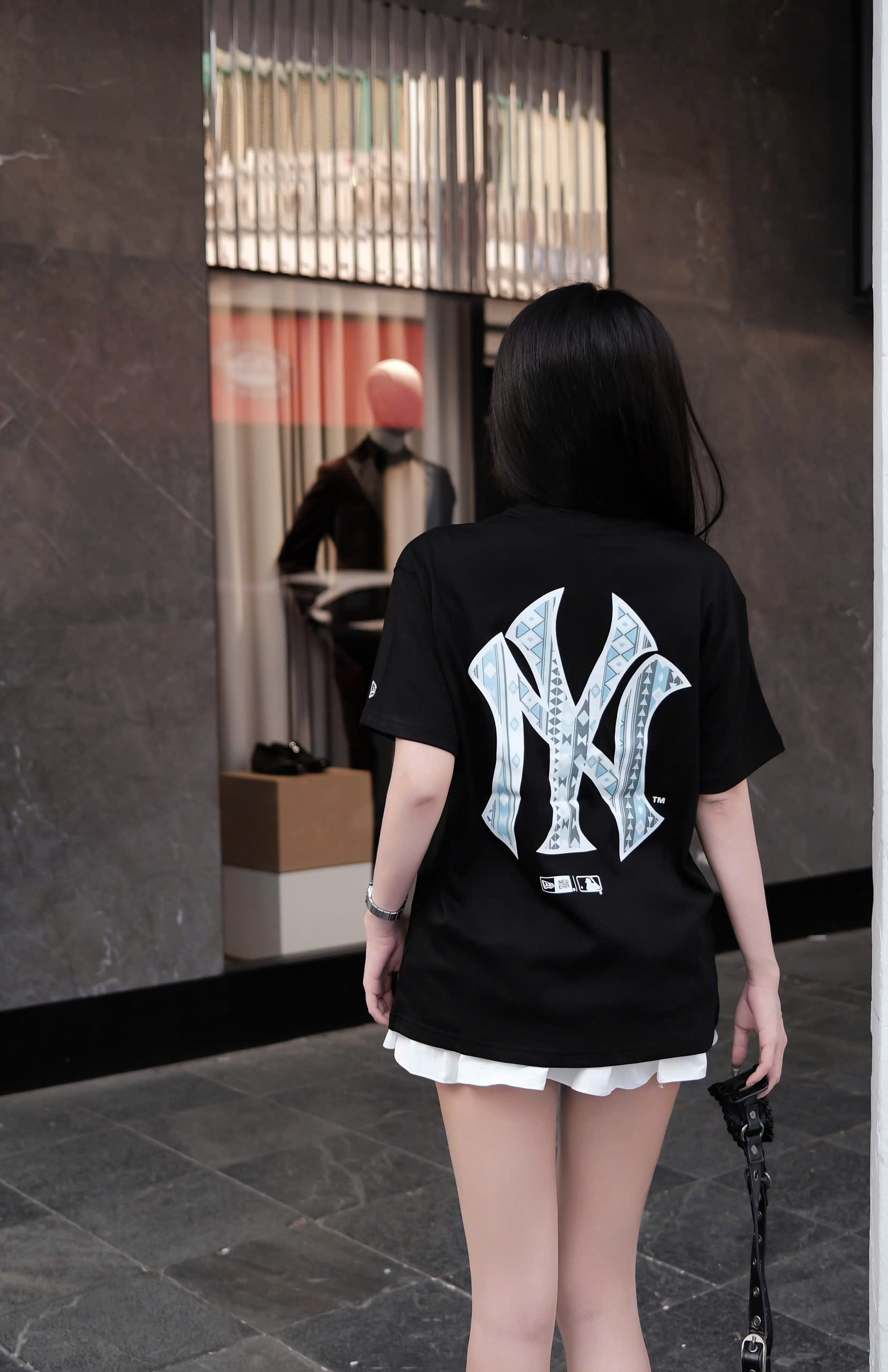 2164 - Áo New Era NY Brocade Đen [HÀNG CHÍNH HÃNG]