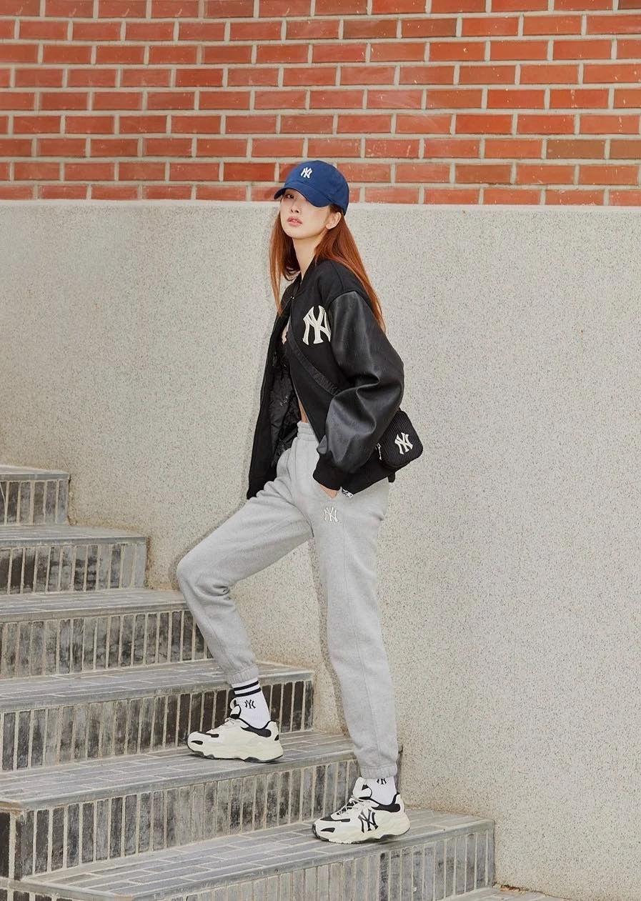416 -  Nón MLB Unstructured Ball cap - Xanh Navy - Ny Trắng Nhỏ [HÀNG CHÍNH HÃNG]