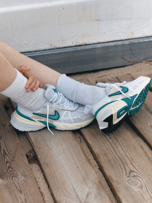 2591 - Giày Nike V2K Run ‘‘Coconut Milk’' FD0736-105 [HÀNG CHÍNH HÃNG]