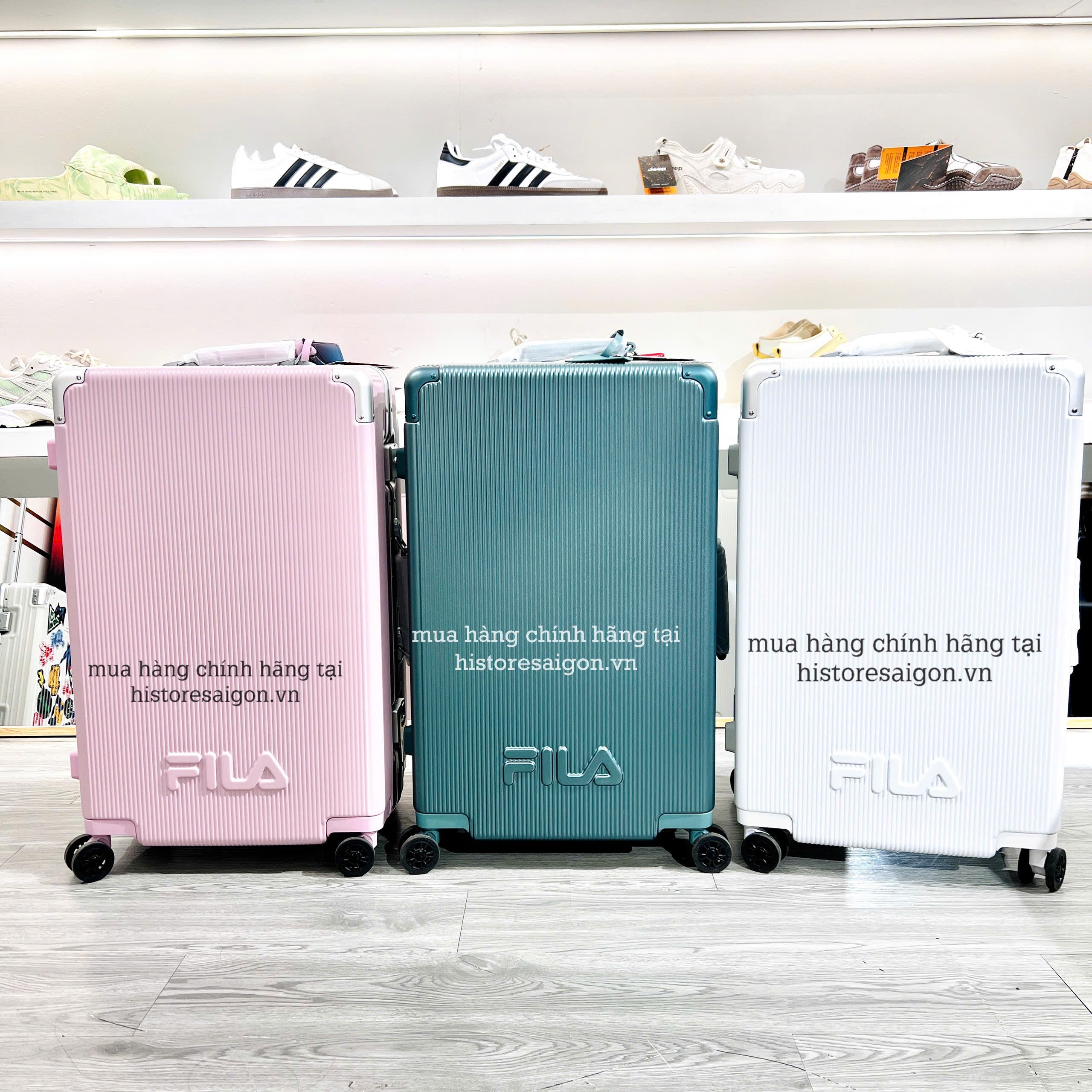 2206 - Vali Fila Trắng Sữa Size 24 Ký Gửi Embossed Logo [HÀNG CHÍNH HÃNG]