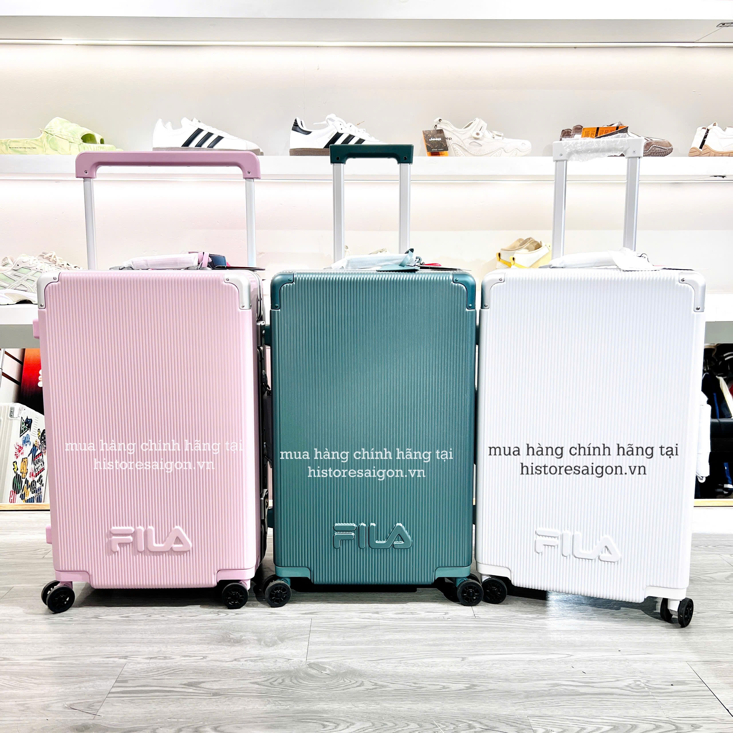 2206 - Vali Fila Trắng Sữa Size 24 Ký Gửi Embossed Logo [HÀNG CHÍNH HÃNG]