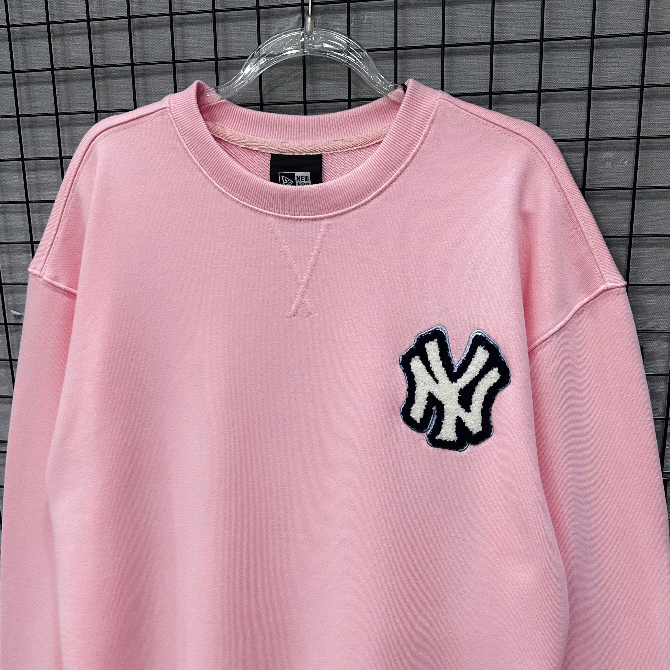 2125 - Áo Sweater New Era NY Xù Hồng Pink [HÀNG CHÍNH HÃNG]