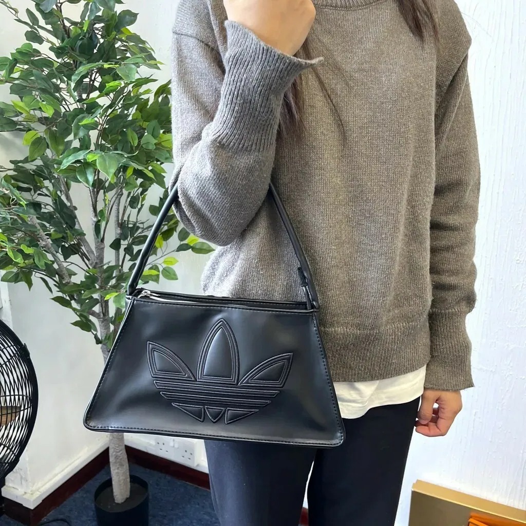 2637 - Túi Adidas Polyurethane Outline Trefoil Shoulder Bag IY4057 [HÀNG CHÍNH HÃNG]