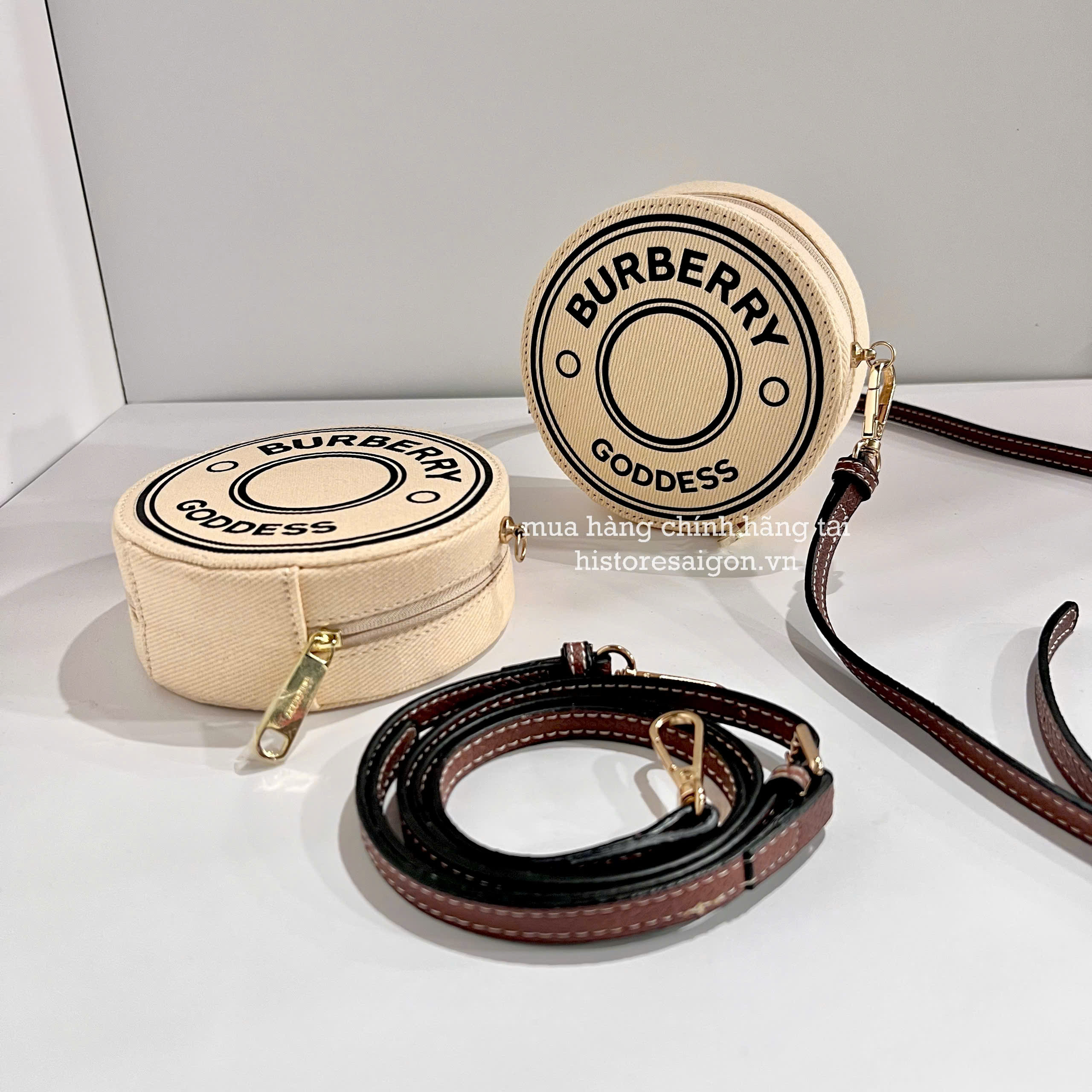 1966 - Túi Burberry Gift Goddess (Gift Hãng Tặng Khách) [HÀNG CHÍNH HÃNG]