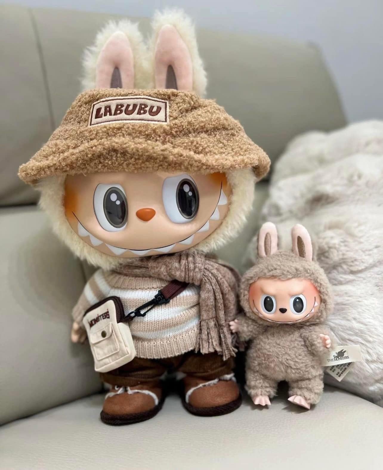 Labubu Dress Be Latte SIZE 38CM CHÍNH HÃNG POP MART GIÁ TỐT Labubu Dress Be Latte SIZE 38CM CHÍNH HÃNG POP MART GIÁ TỐT