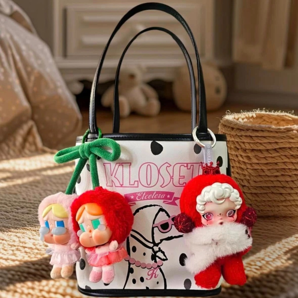 1314 - Crybaby Cherry - POPMART CRYBABY Crying For Love Series Love You Cherry Much Vinyl Plush Hanging Card [CHÍNH HÃNG]
