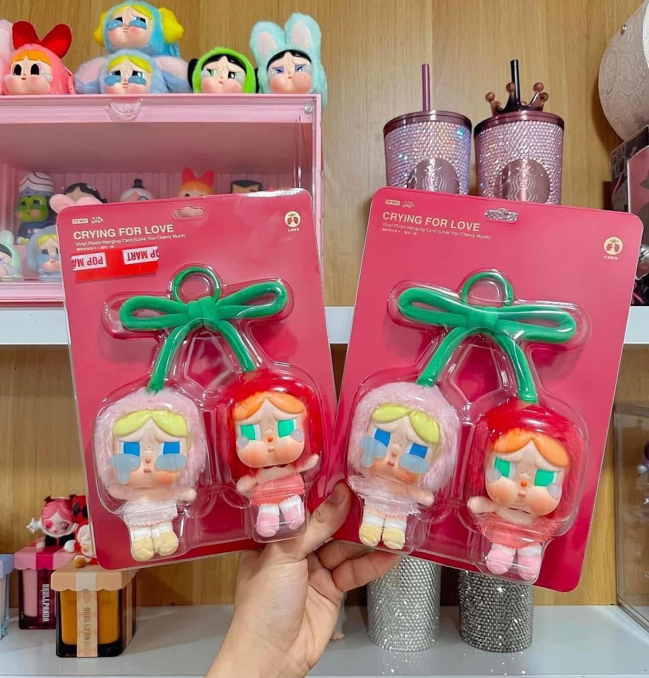 Crybaby Cherry 2 Bé Dễ Thương Treo Túi Nhỏ Xinh Crybaby Cherry 2 Bé Dễ Thương Treo Túi Nhỏ Xinh