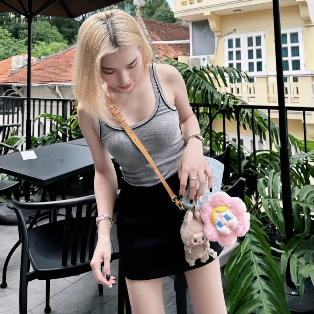 1173 - Crybaby Sad Club Hoa Earphone Bag POPMART 6941848253033 [HÀNG CHÍNH HÃNG]