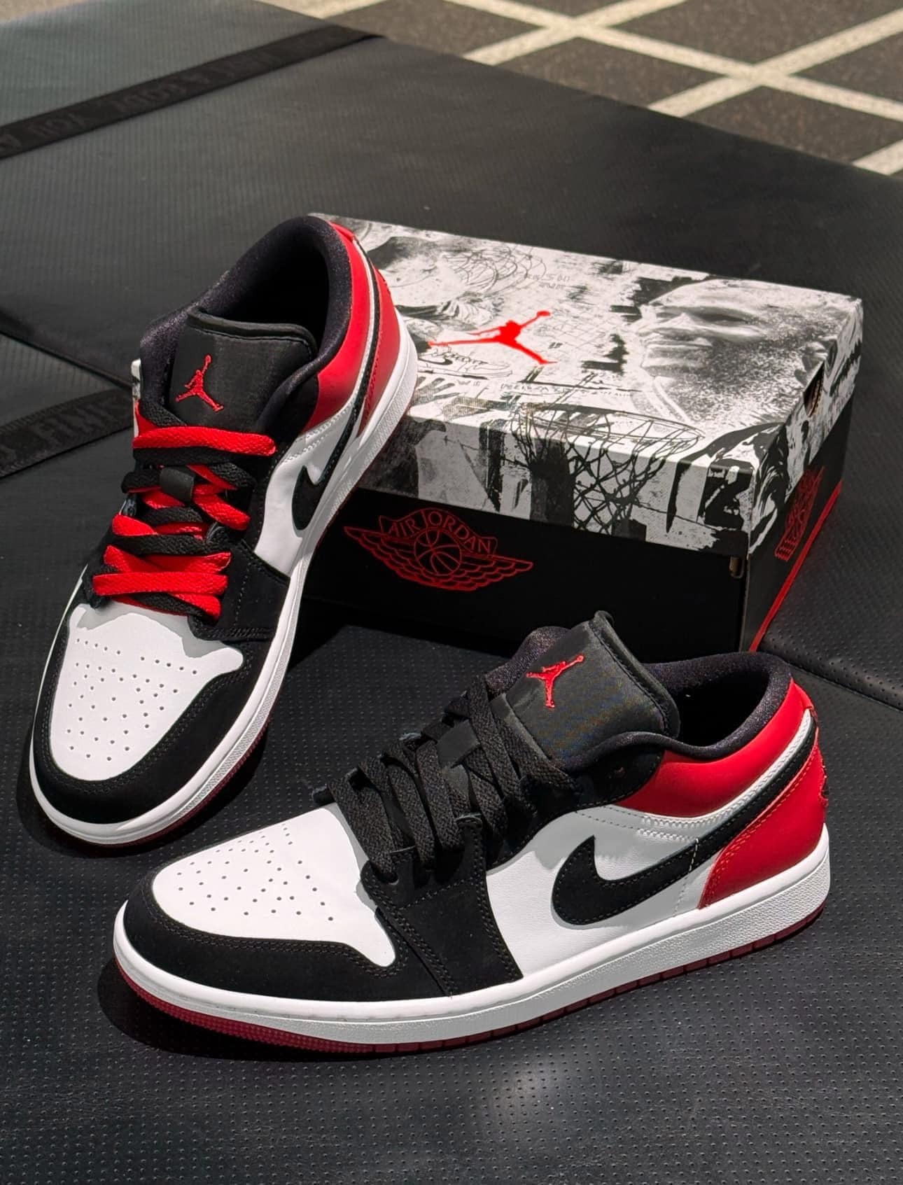1676 - Giày Nike Jordan 1 Low Black Toe - IB8971 106 [HÀNG CHÍNH HÃNG]