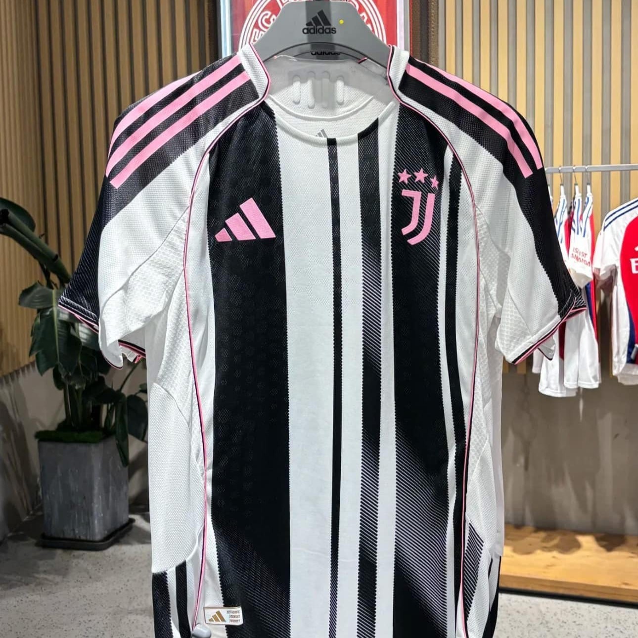 1706 - Áo Adidas Juventus Đấu Sân Nhà 25/26 JJ4320 [HÀNG CHÍNH HÃNG]