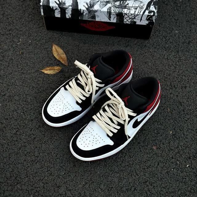 1676 - Giày Nike Jordan 1 Low Black Toe - IB8971 106 [HÀNG CHÍNH HÃNG]