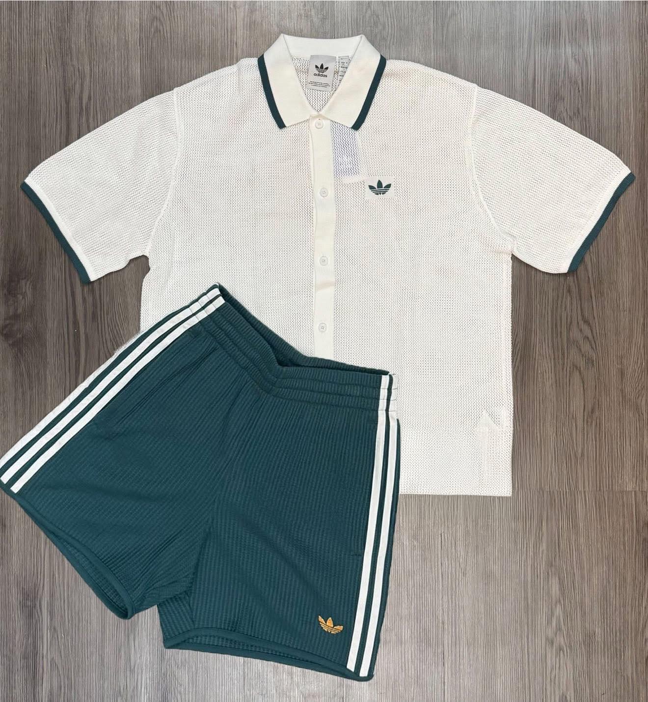 1338 - Dimoo World Blindbox - Dimoo Bông Blindbox - POPMART Dimoo World x Disney Series-Vinyl Plush Keychain Blindbox - Code 01302810652