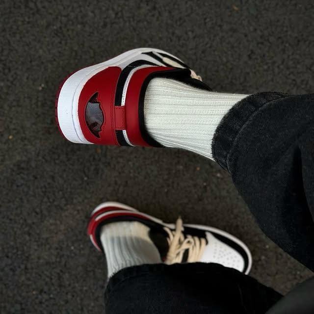 1676 - Giày Nike Jordan 1 Low Black Toe - IB8971 106 [HÀNG CHÍNH HÃNG]