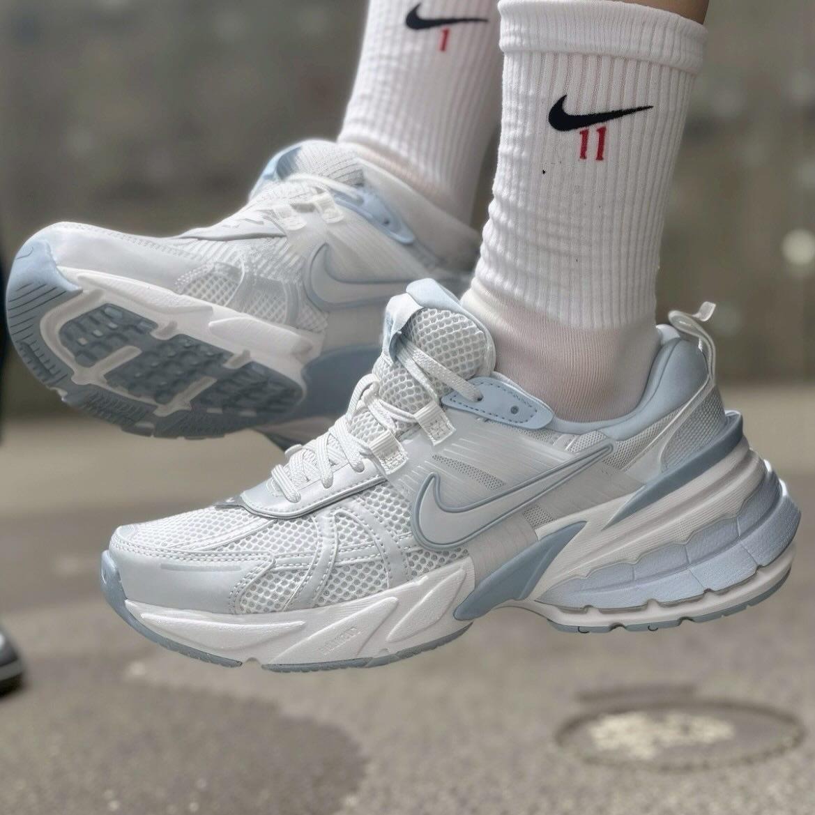 2726 - Giày Nike V2K Run Platinum Tint White FD0736-009 [HÀNG CHÍNH HÃNG]