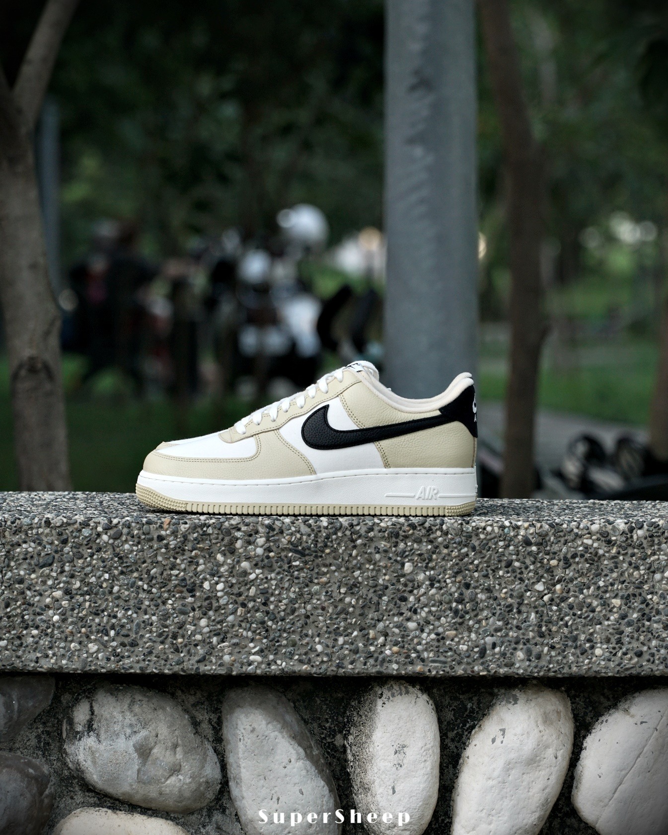 756 -  Giày Nike Air Force 1 07 LX Low Team Gold DV7186 700 - Code DV7186 700 [HÀNG CHÍNH HÃNG]