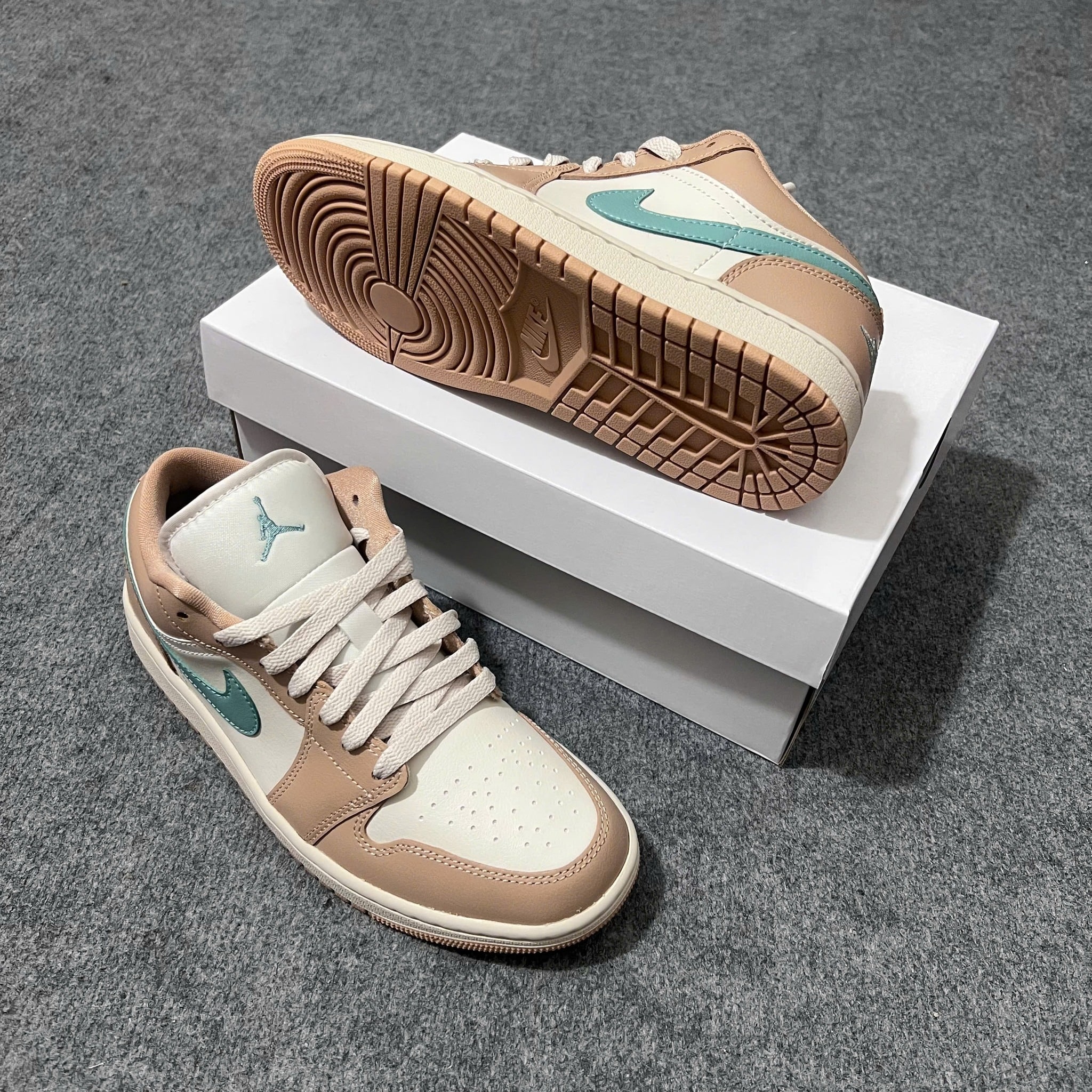 1998 - Giày Nike Air Jordan 1 Light Orewood Brown DC0774-130 [HÀNG CHÍNH HÃNG]