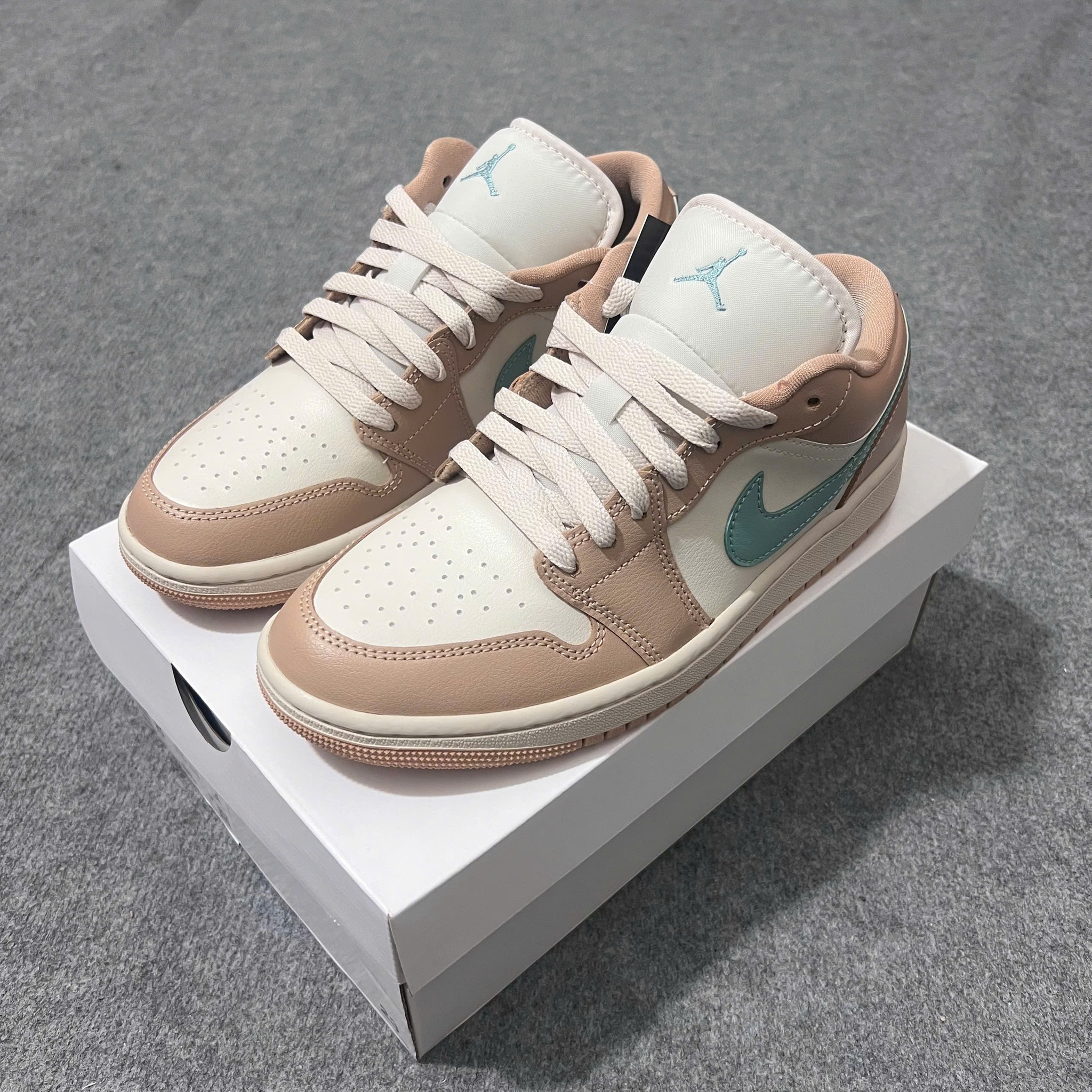 1998 - Giày Nike Air Jordan 1 Light Orewood Brown DC0774-130 [HÀNG CHÍNH HÃNG]