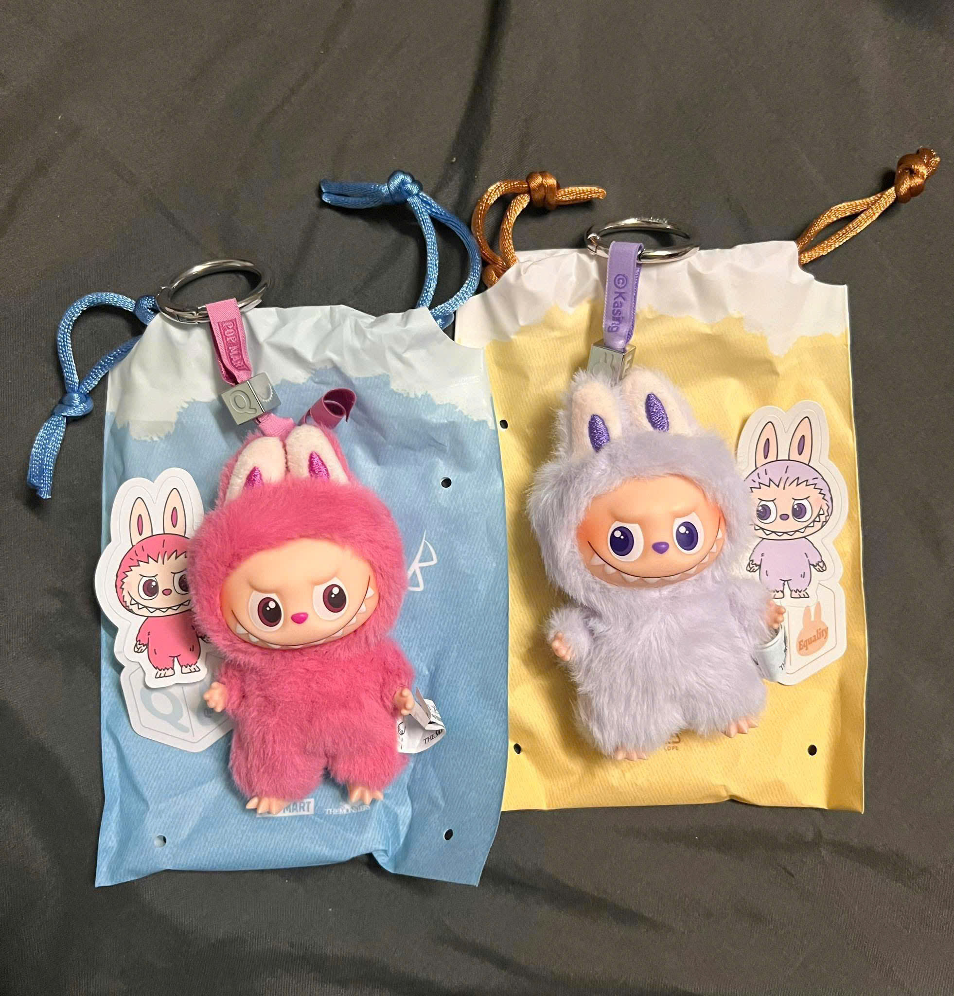 Labubu Pin For Love N-Z CHÍNH HÃNG POP MART GIÁ TỐT