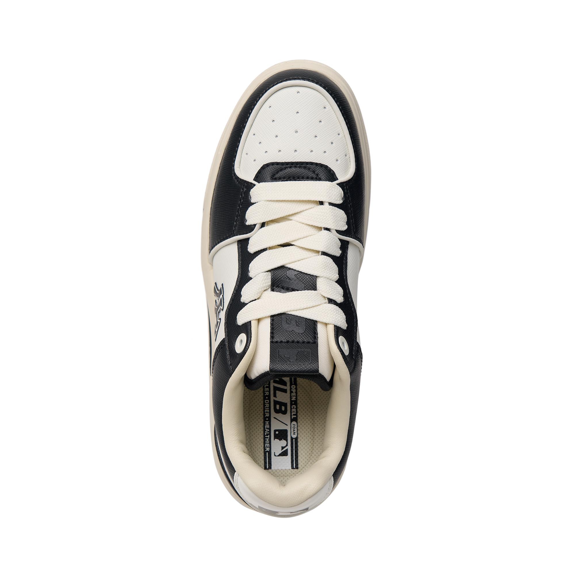 862  - Giày MLB Chunky Liner SL Saffiano NY - Black - Code 3ASXCLS4N-50BKS [HÀNG CHÍNH HÃNG]