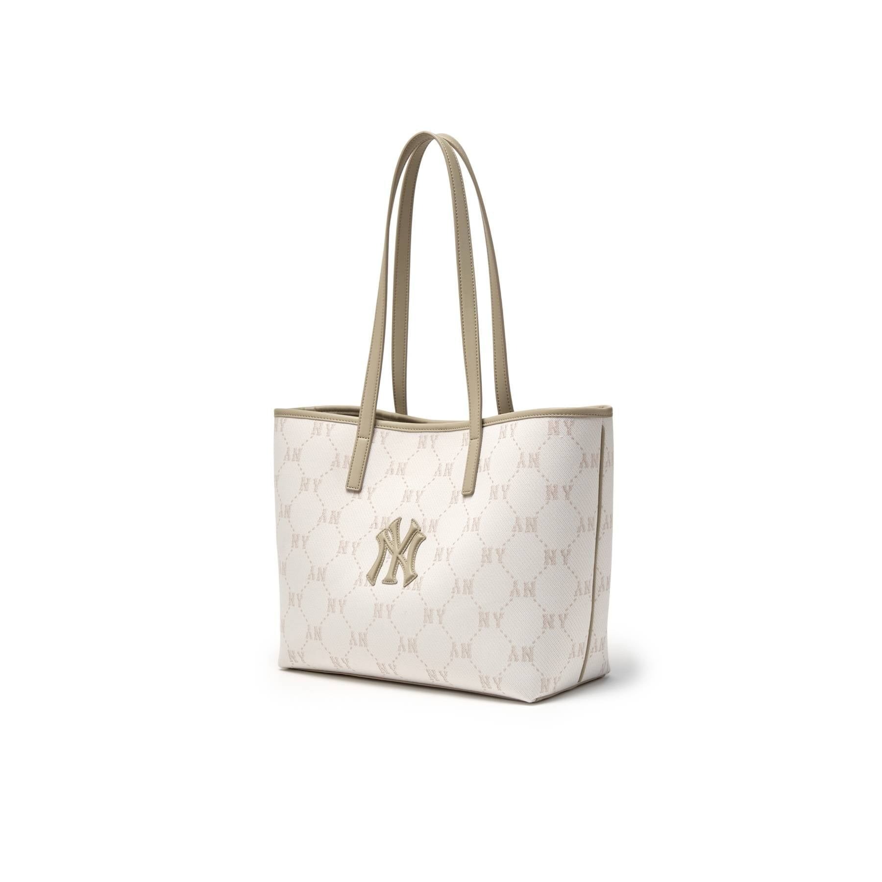 2648 - Túi MLB Dia Monogram Jacquard Shopper Bag 3AORMJ16N-50CRD [HÀNG CHÍNH HÃNG]